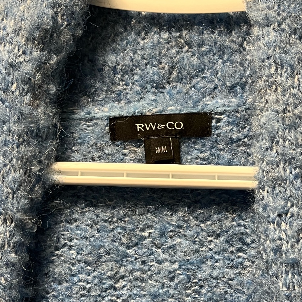 RW&Co Sweater - Picture 4 of 4